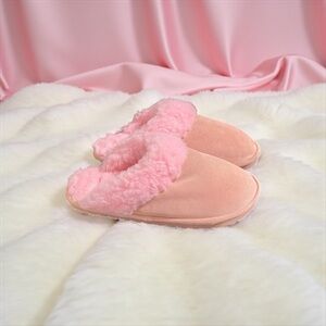 Plush Pink Women's Slippers